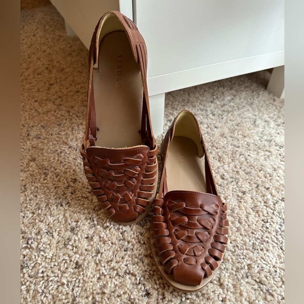Nisolo Women’s Huarache Sandals Brandy